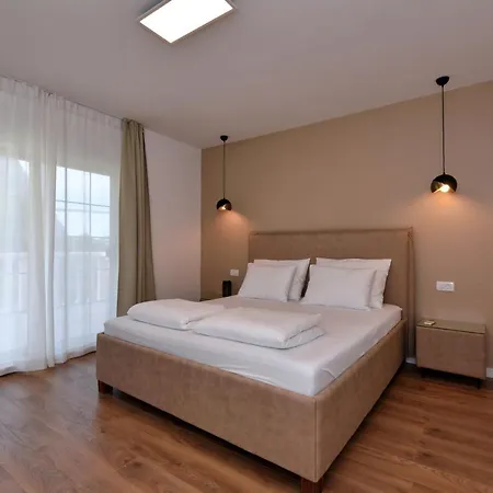 Sophia With Private Swimming Pool Near The Beach! Villa